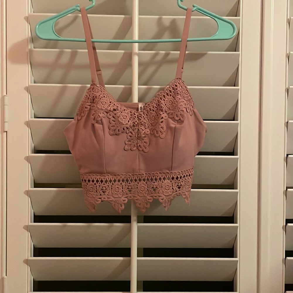 Miss small peach cropped tank top